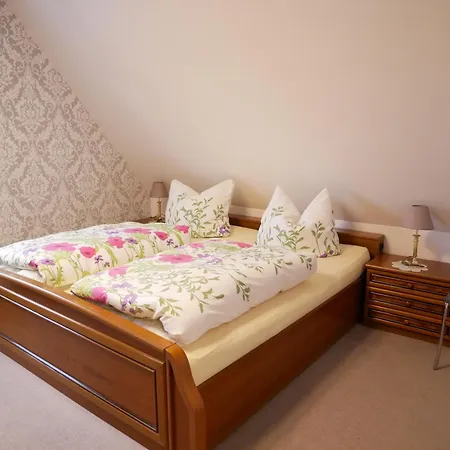 Appartement Sandra Mit Parkplatz Und W-lan