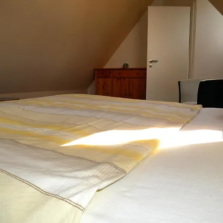 Sandra Mit Parkplatz Und W-lan Appartement *